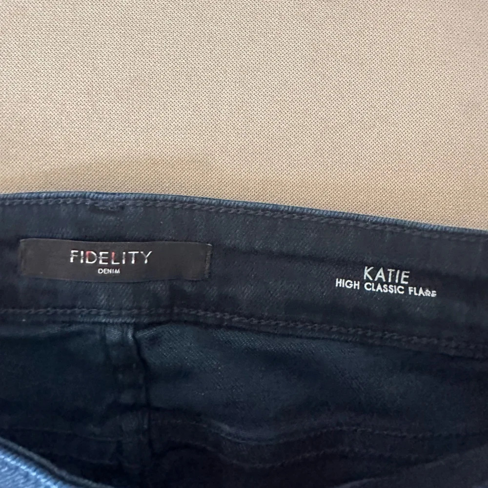 Fidelity - Katie High Classic Flare New With Tags Size 25 - Picture 5 of 6